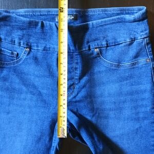 H&M High Rise Blue Jeans Classic Fit